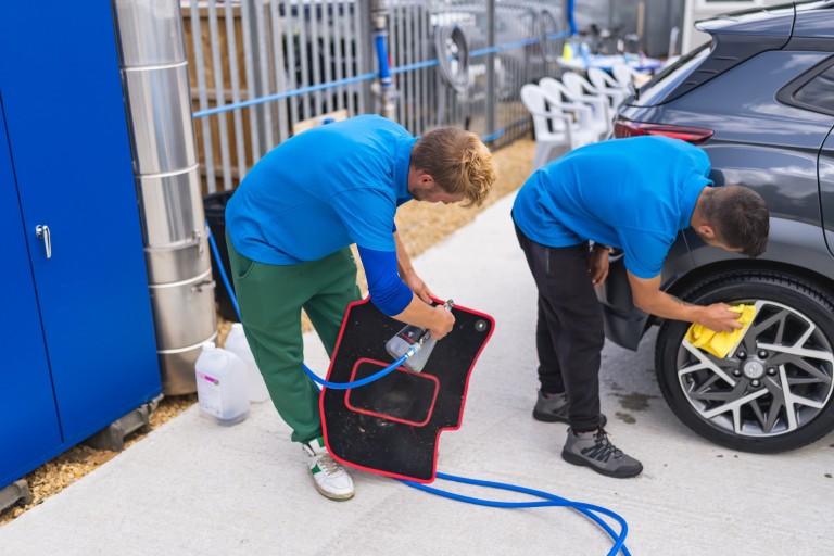 Car Carpet Extraction Cleaning Near Me